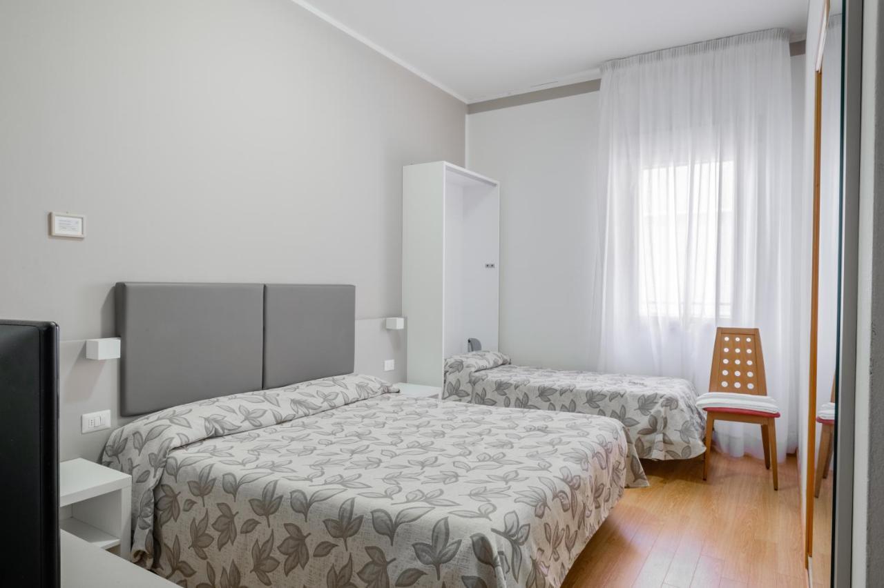 Hotel Del Corso 비비오네 외부 사진