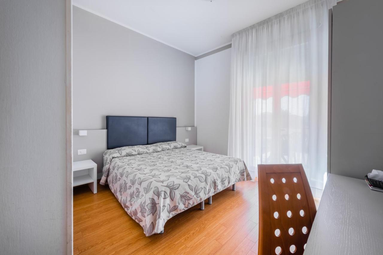 Hotel Del Corso 비비오네 외부 사진